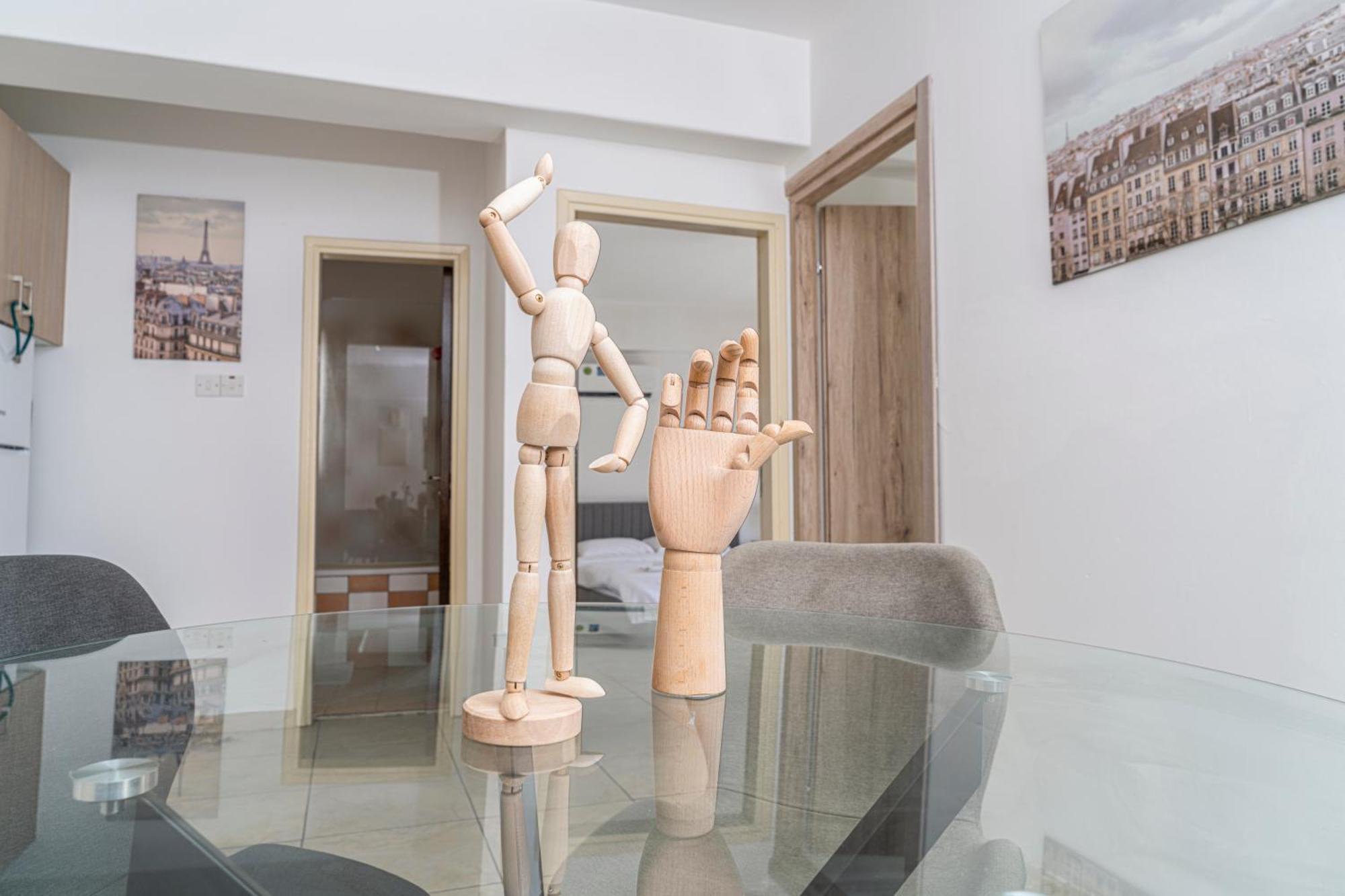 Private Room In Shared Flat Nicosia Exterior photo